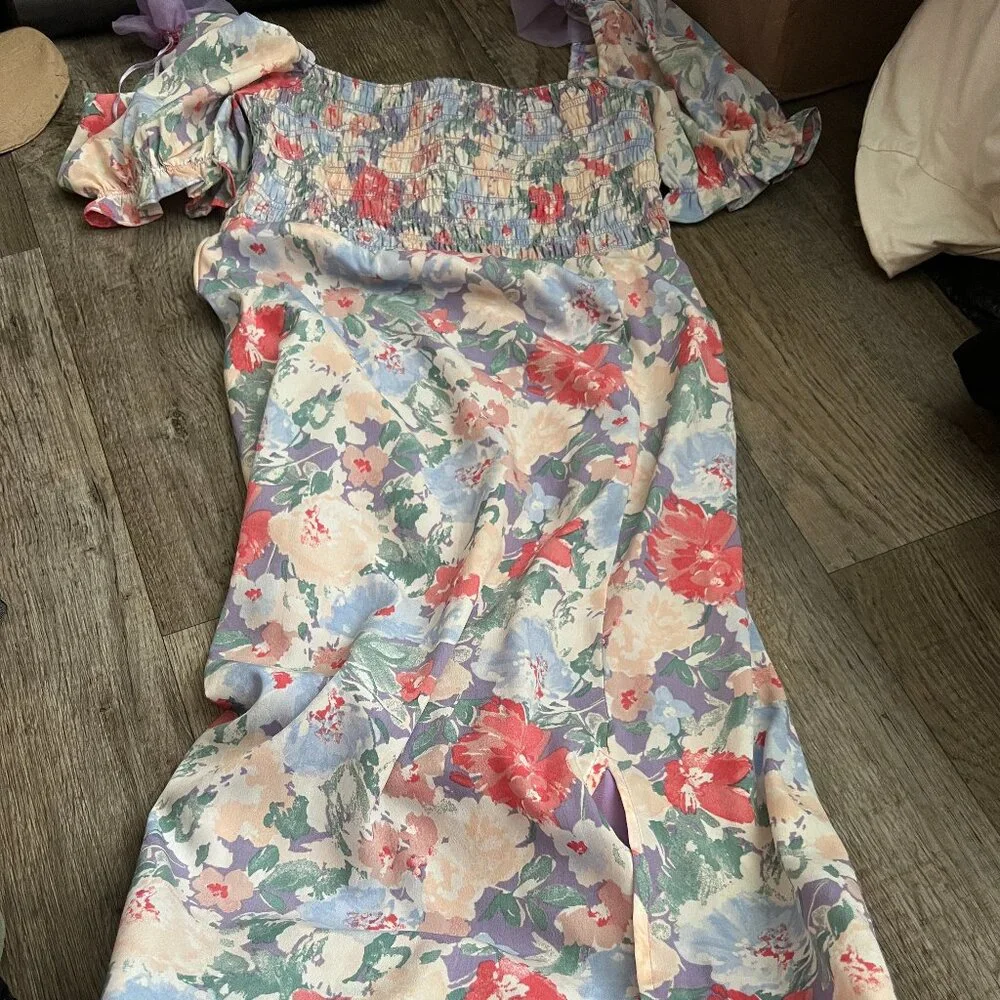 Astr Puff Sleeve Midi Floral Dress size M - Picture 5 of 15